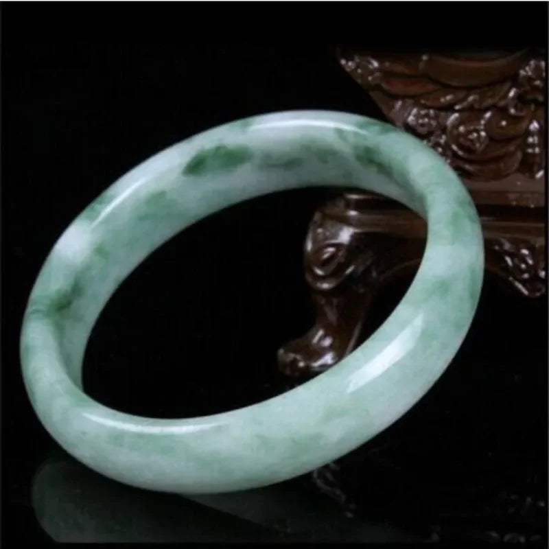 Brazalete de jade verde de 52 a 66 mm