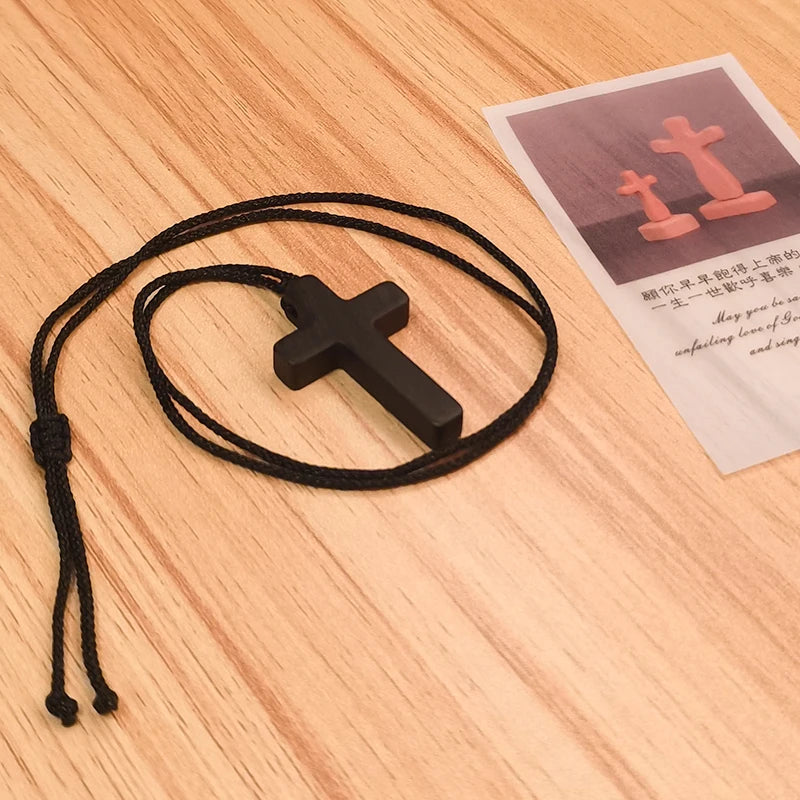 Colar com pingente de ébano crucifixo feito à mão, corda trançada de madeira, acessórios de personalidade, tricotados à mão