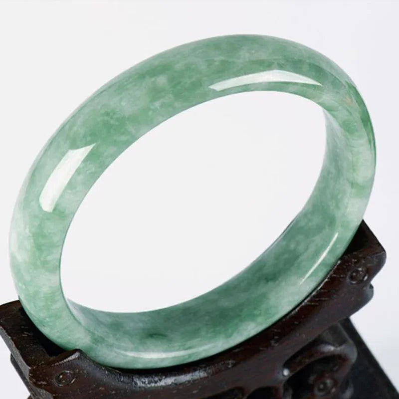 Brazalete de jade de estilo clásico