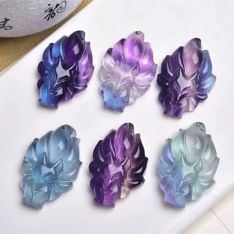 Natural arco-íris fluorite mão esculpida nove cauda raposa jade pingente moda boutique jóias masculino e feminino raposa colar presente
