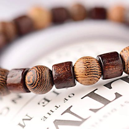 Pulsera Om · Cuentas y Colgante