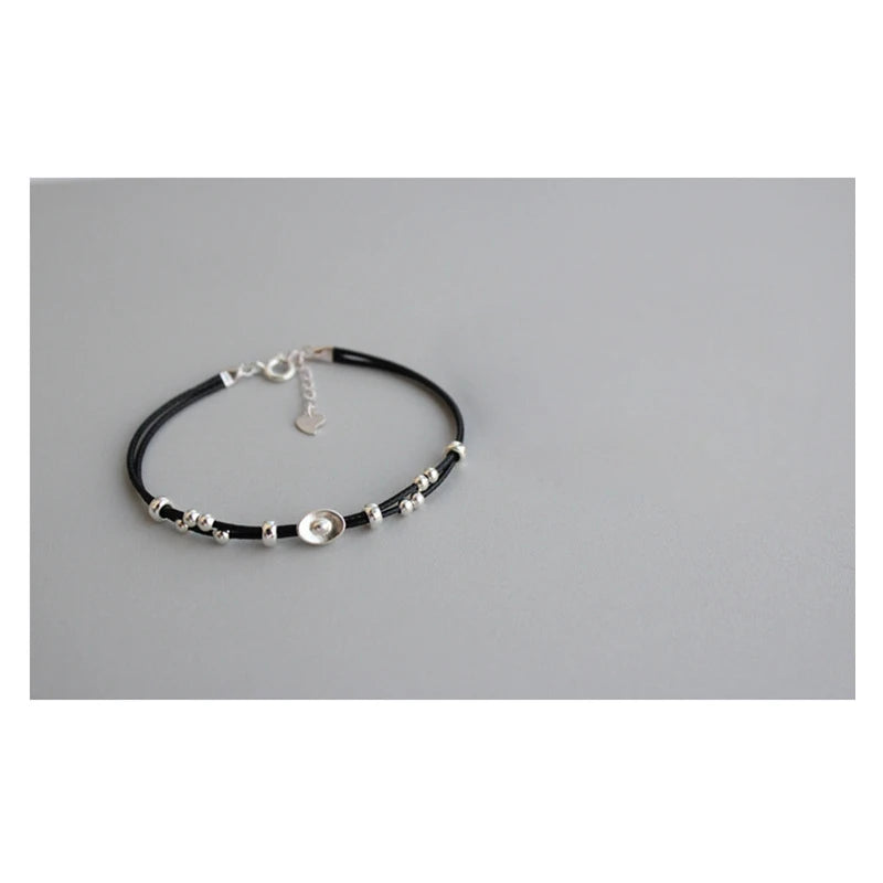 Pulsera de cordón rojo con lingote