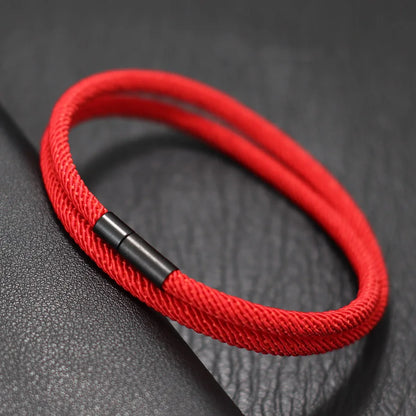 Pulsera roja de cordón de doble vuelta