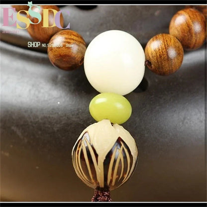 Mala de madera con Bodhi blanco y loto