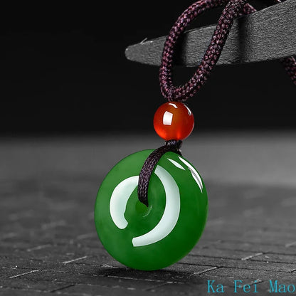 Natural verde jade fivela de segurança pingente colar mão-esculpida charme jadeite jóias moda amuleto presentes para homens mulheres jóias