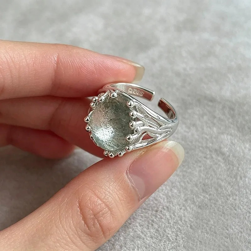 Anillo minimalista de piedra lunar