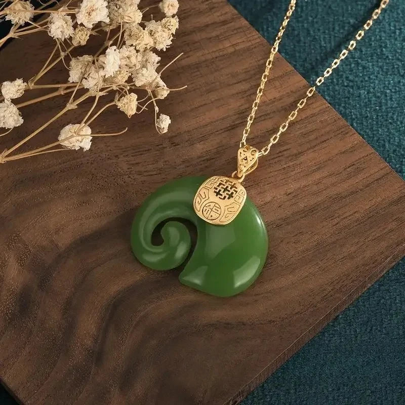 Collar de elefante en tonos verdes
