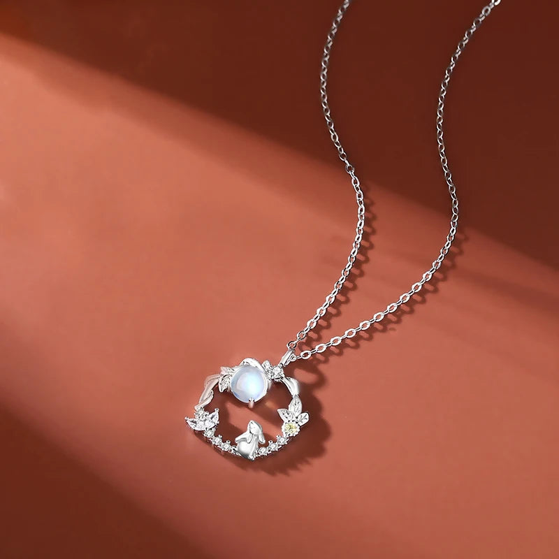 Collar de conejo con zirconia