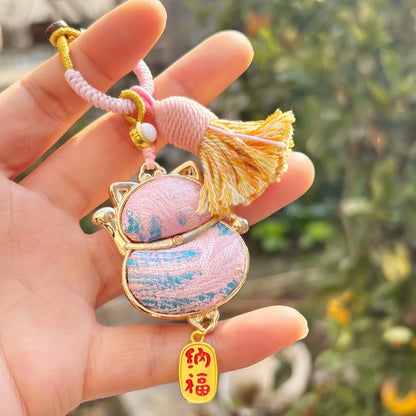 Pingente de Cabaça Auspiciosa Chinesa Artesanal com Bordado de Brocado Song e Borla de Contas, Charm para Bolsa e Enfeite para Carro, para Boa Sorte e Fortuna