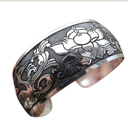 Brazalete Herencia · Motivos Grabados