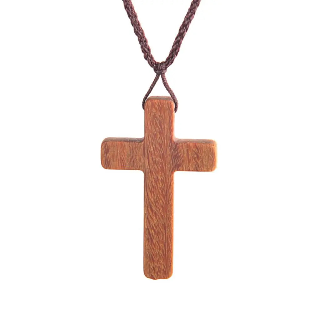 Collar de cruz de madera