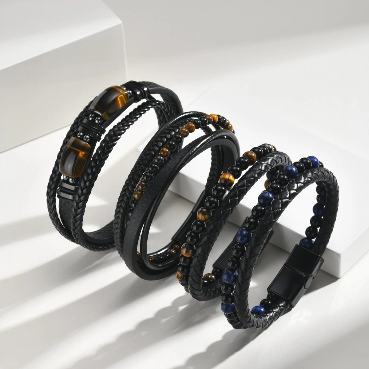 Pulseira de Couro Trançada Multicamadas Vnox para Homens, com Pérolas de Olho de Tigre e Lápis-Lazúli, Fecho Magnético, Joia Masculina Moderna para Presente