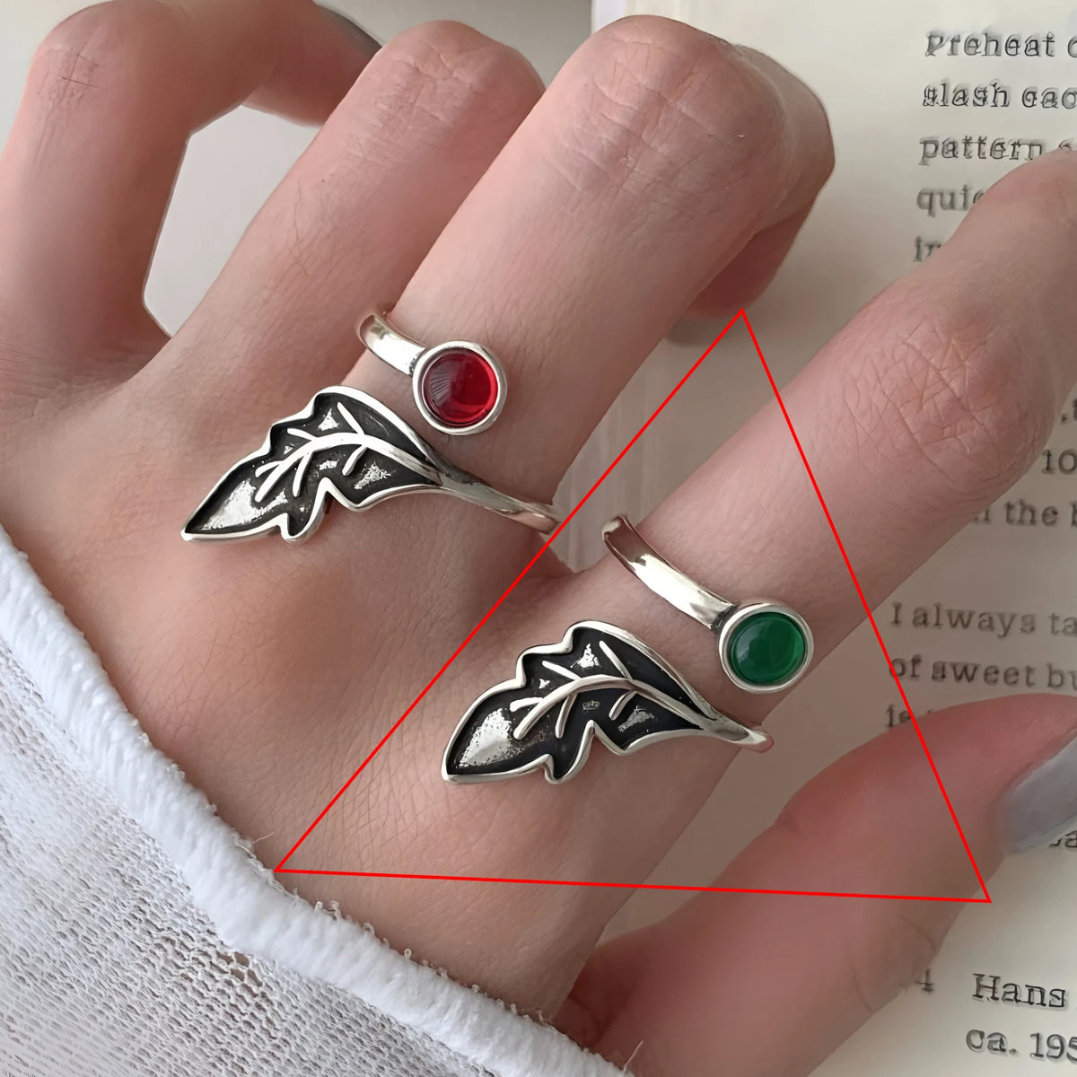 Anillo minimalista de piedra lunar