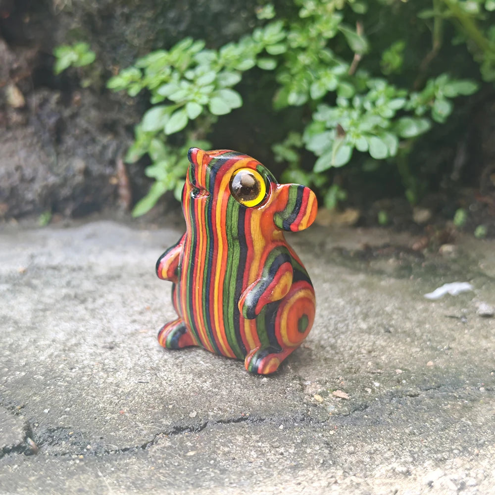 Figura Ratón Arcoíris: Miniatura. Diseño y acabado de la pieza mostrada.