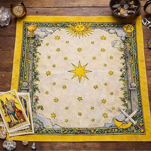 Mantel Estrella Solar: Tarot. Diseño y acabado de la pieza mostrada.