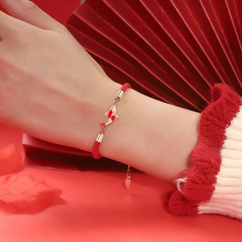 Pulseira da Sorte de Corda Trançada com Pingente Koi, Fio Vermelho, Presente de Dia dos Namorados, Presente para Casal