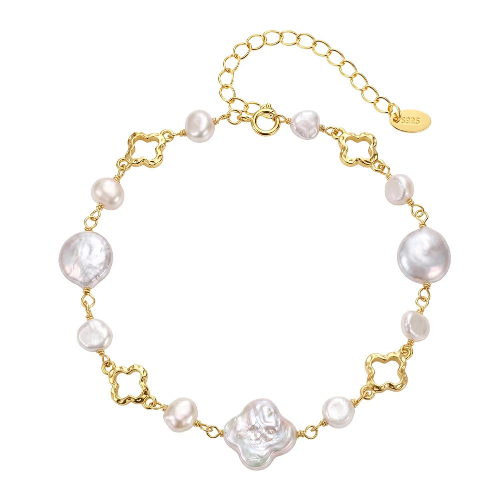 Pulsera de perlas barrocas con trébol