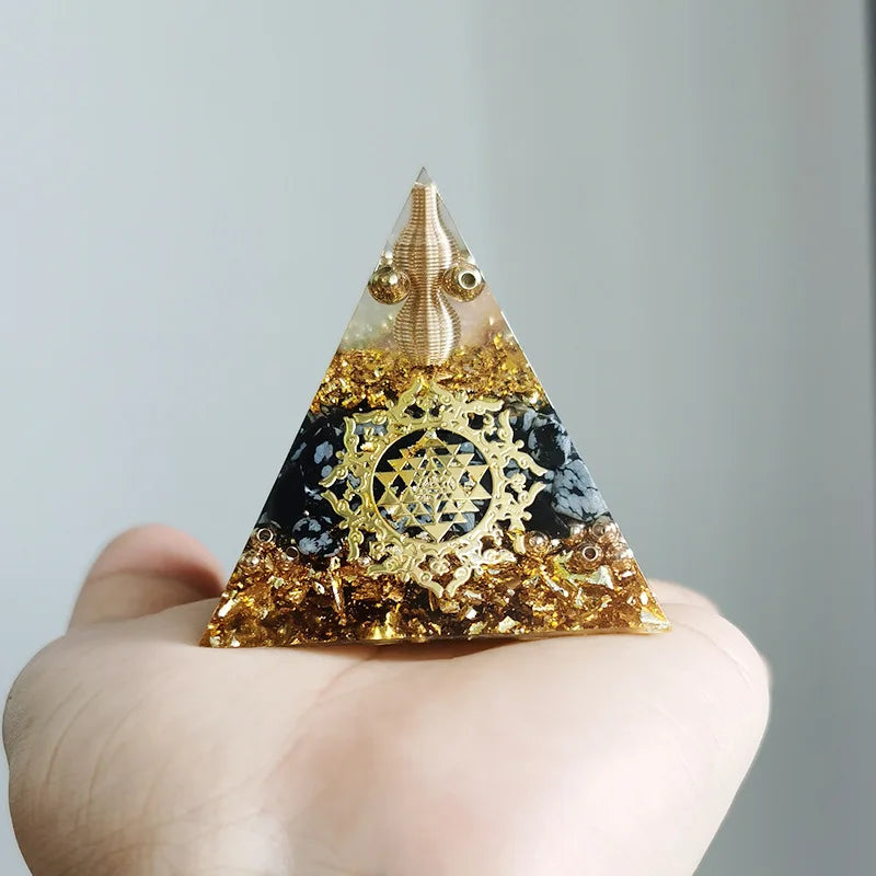 Pirámide Cosmos · Orgonita Decorativa