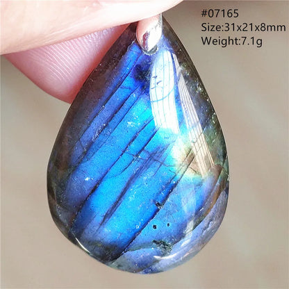 Colgante ovalado de labradorita azul