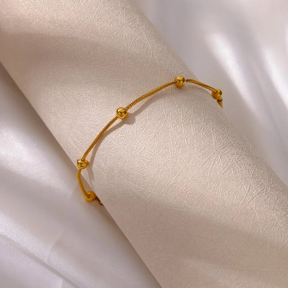 Pulsera Áurea · Cadena Dorada