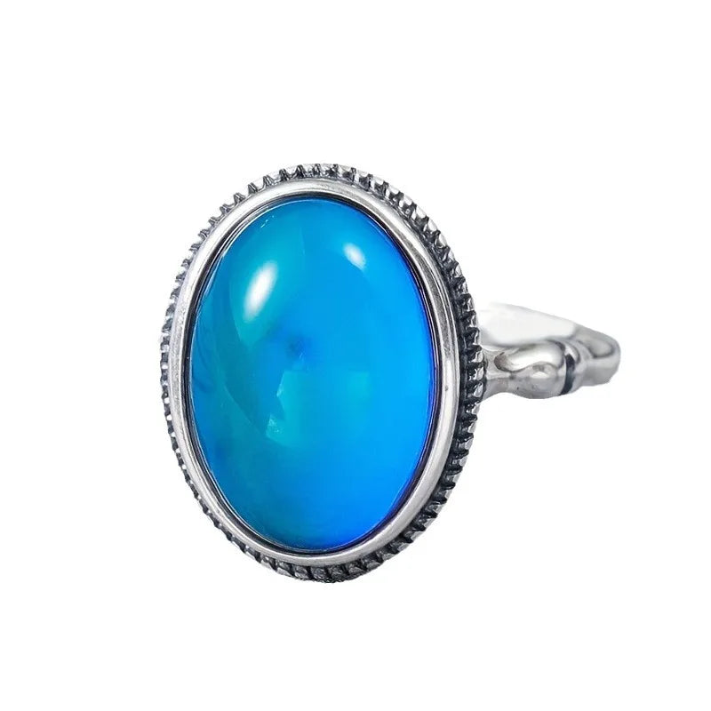 Novo Anel Feminino Retrô Prateado em Formato de Ovo com Pedra que Muda de Cor – Presente de Feriado – Atacado