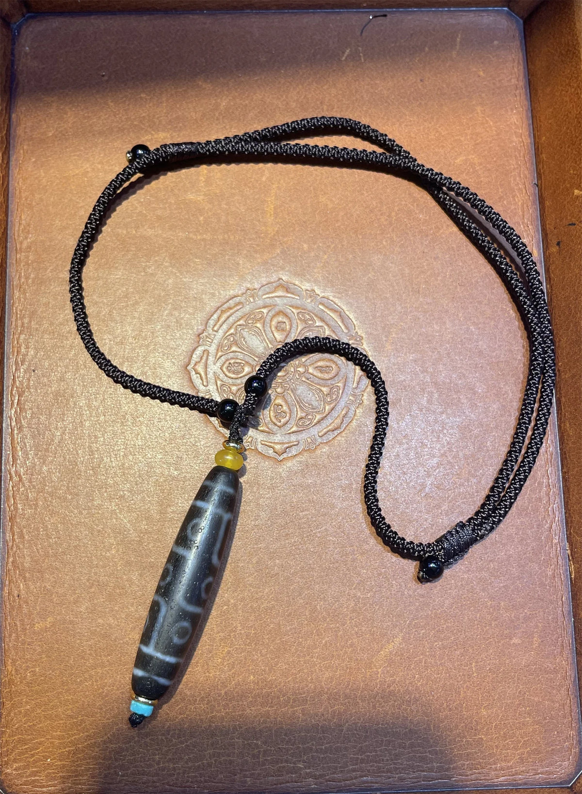 Colar com pingente estilo étnico, 1 conjunto, âmbar natural, turquesa, embelezado, ágata, nove olhos, dzi, estilo étnico, presente de aniversário