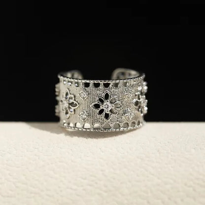 Anillo minimalista de piedra lunar