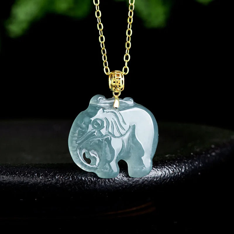 Pingente de Jade Azul Natural em Forma de Elefante Pequeno com Ouro 18K para Colar Feminino