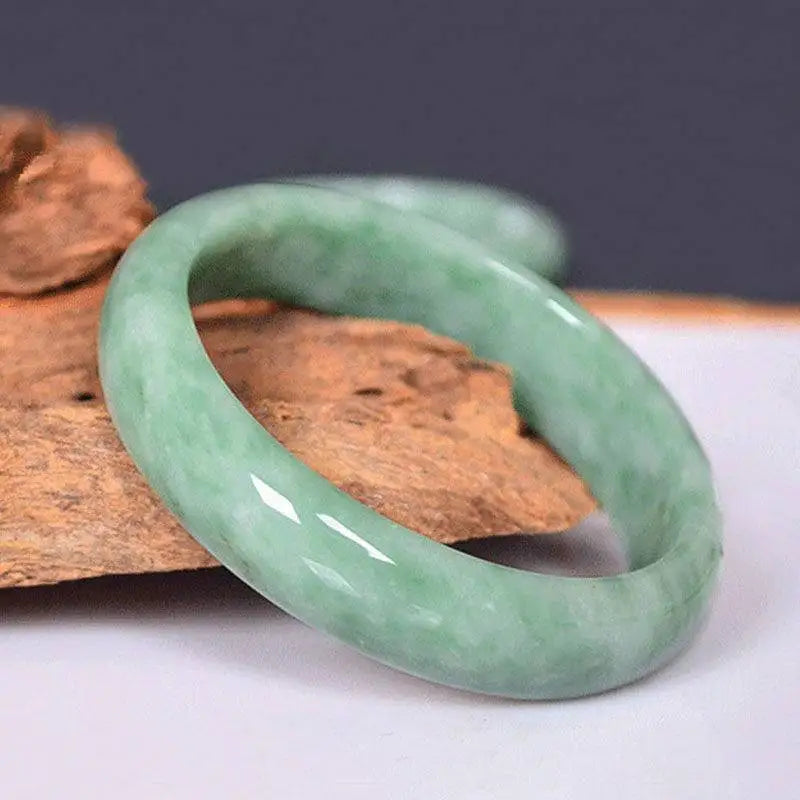 Brazalete de jade de estilo clásico