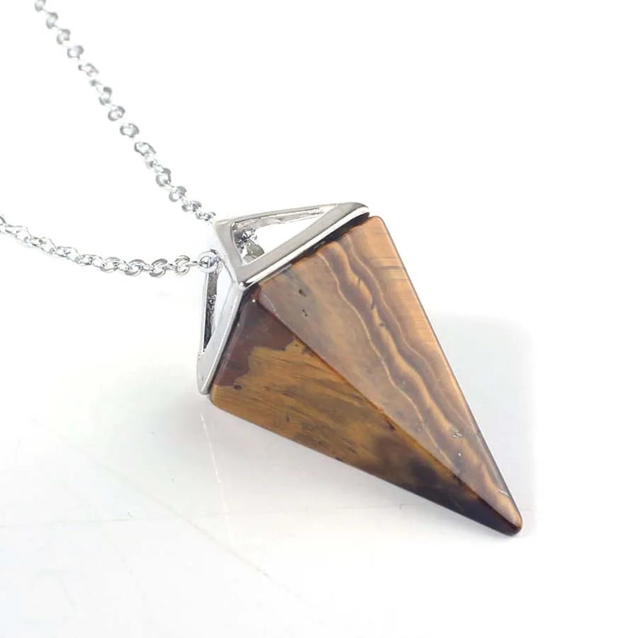 Colgante de punta de cristal