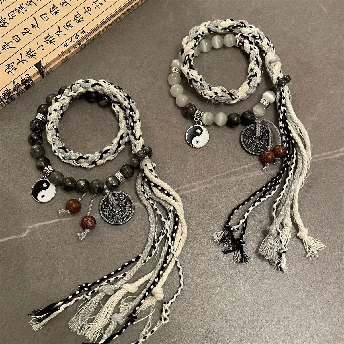 Pulsera Trenza Dual · Dije Decorativo