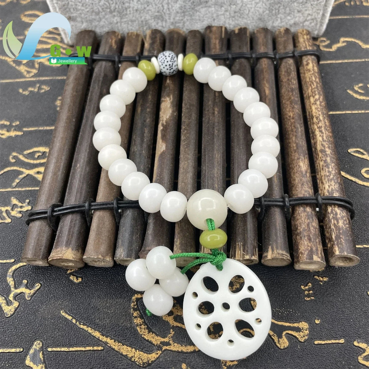 Pulseira Budista de Sementes Bodhi de Jade Branco Natural Ajustável com Contas de Lótus, Joia de Meditação Zen, Presente Artesanal Espiritual para Homens e Mulheres
