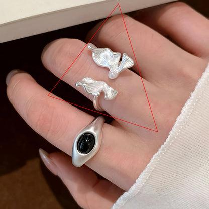 Anillo minimalista de piedra lunar