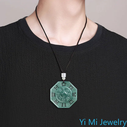 Colar com pingente Bagua de jade natural, amuleto octogonal Yin Yang Taiji, proteção, cura, Feng Shui, presente da sorte, para mulheres e homens.