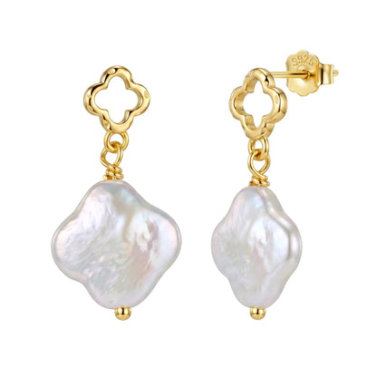 Pulsera de perlas barrocas con trébol