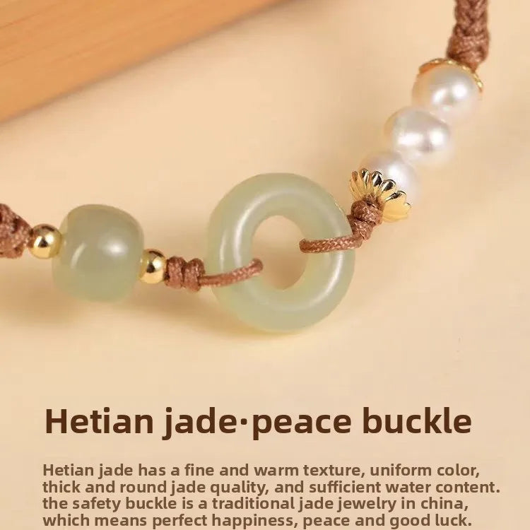 Pulseira de Jade Hetian Estilo Chinês com Fivela da Paz da Sorte para Mulheres, Corda Marrom Damasco Tecida à Mão, Pérola de Concha, Joia da Bênção e Fortuna
