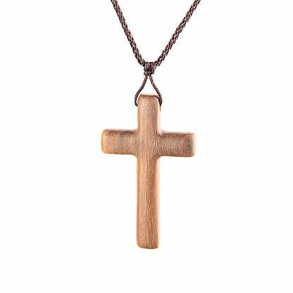 Collar de cruz de madera