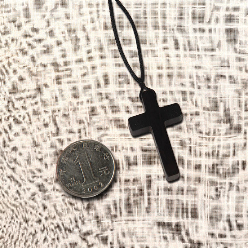 Colar com pingente de ébano crucifixo feito à mão, corda trançada de madeira, acessórios de personalidade, tricotados à mão