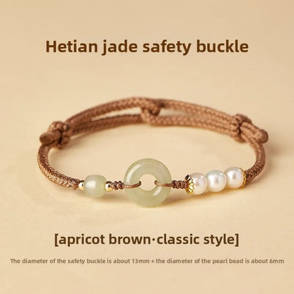 Pulseira de Jade Hetian Estilo Chinês com Fivela da Paz da Sorte para Mulheres, Corda Marrom Damasco Tecida à Mão, Pérola de Concha, Joia da Bênção e Fortuna