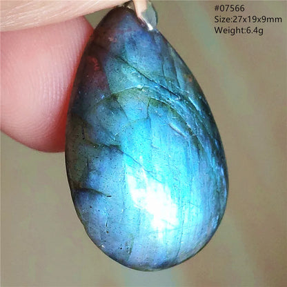 Colgante ovalado de labradorita azul