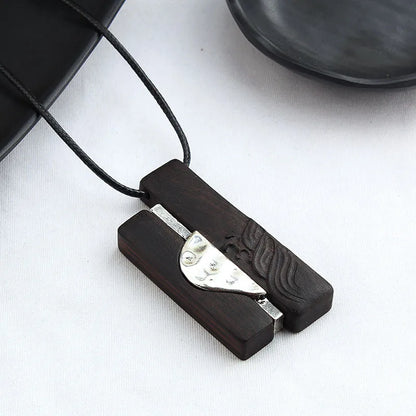 Colar longo com pingente de madeira de ébano, estilo chinês, feito à mão, com design retro, para mulheres, ideal para usar com blusas de tricô, com cordão encerado, joia de estilo étnico boho, para uso diário.