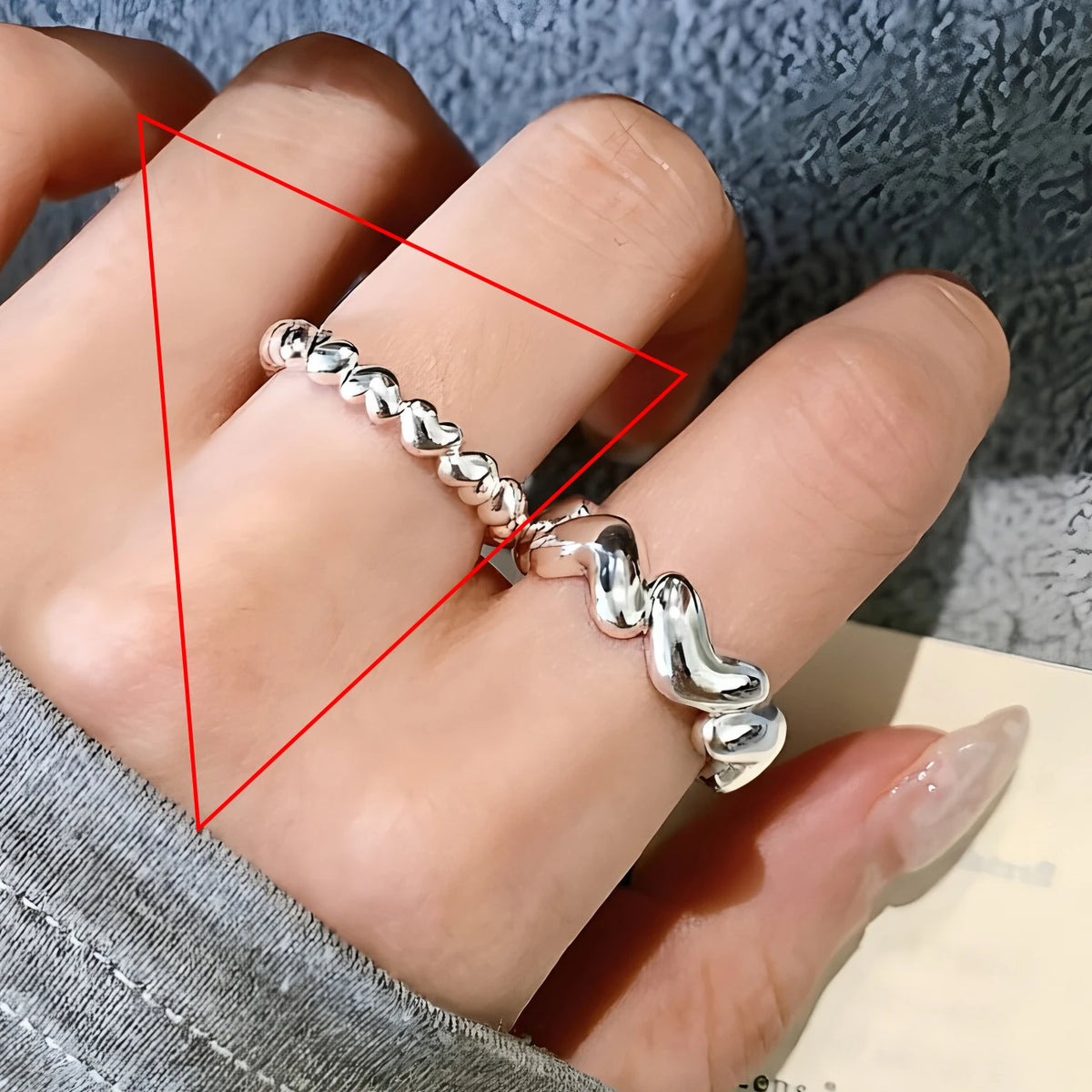 Anillo minimalista de piedra lunar