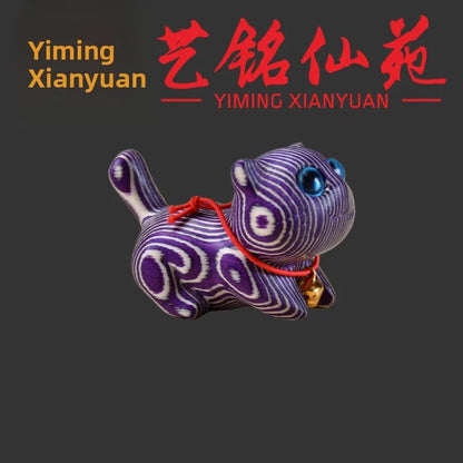 Figura Gato Curioso: Miniatura. Diseño y acabado de la pieza mostrada.