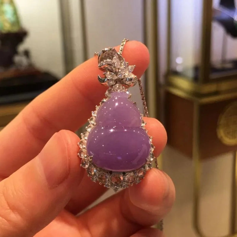Estilo chinês Natural Calcedônia Clavícula Cadeia para Mulheres, Pingente Cabaça Violeta, Requintado e Colar Estéreo de Alta Qualidade