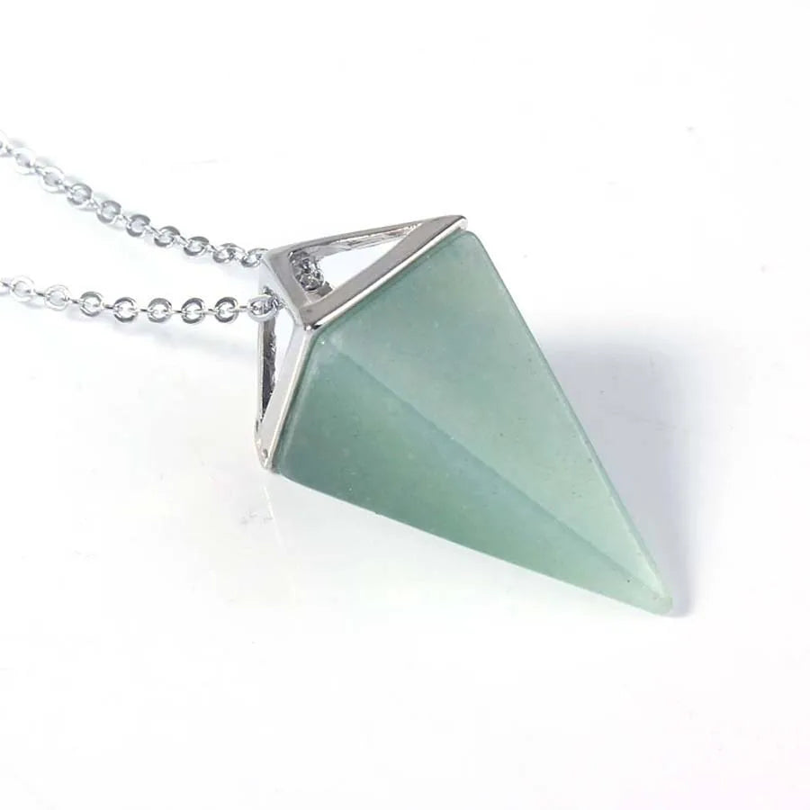 Colgante de punta de cristal
