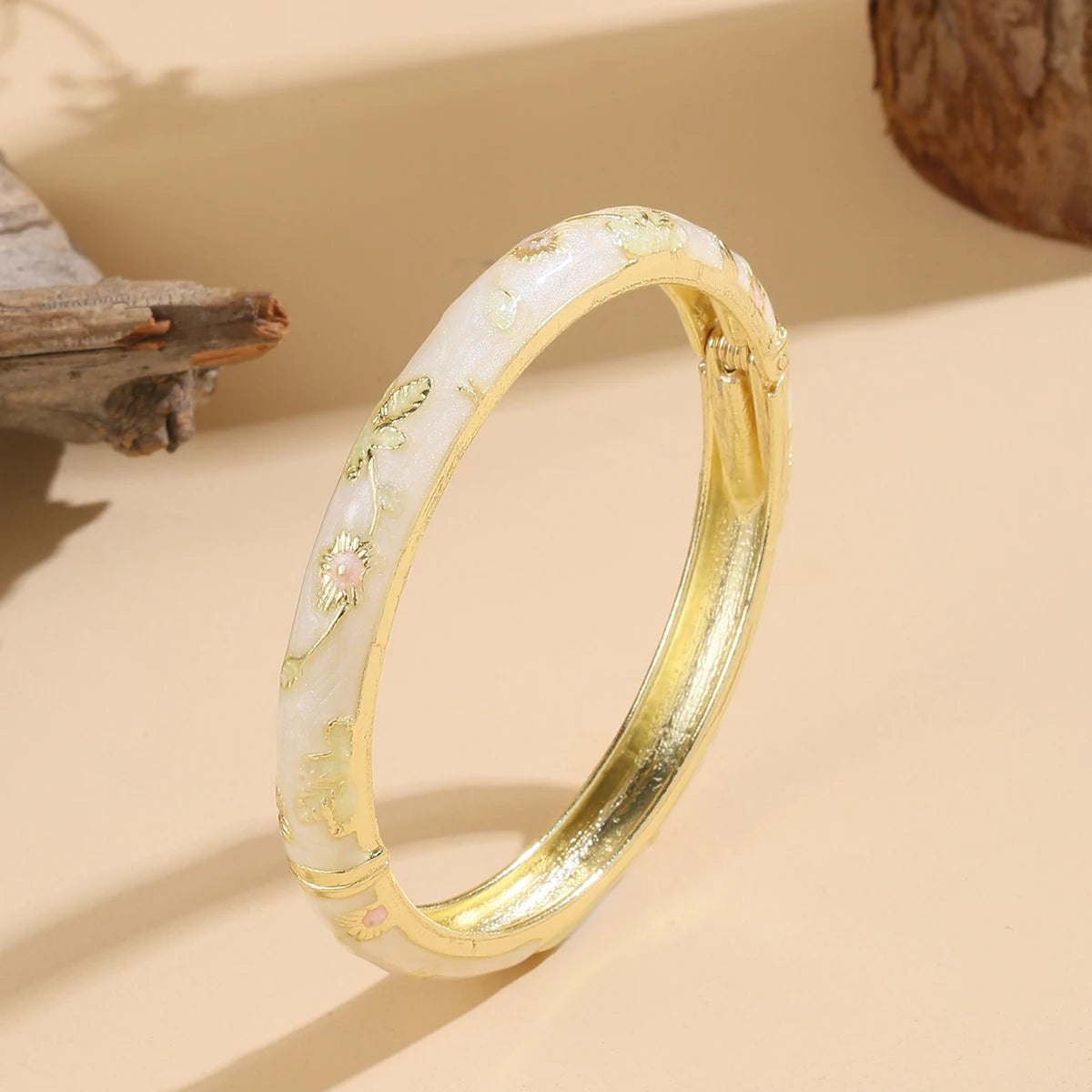 Brazalete Jardín · Estilo Cloisonné