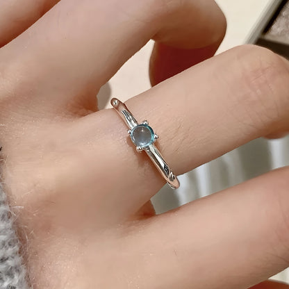 Anillo minimalista de piedra lunar