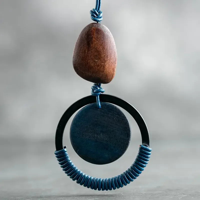 Colar longo com pingente de madeira para mulheres, vintage, boho, joias em camadas, presente exclusivo, feito à mão, retrô, peça de declaração diária