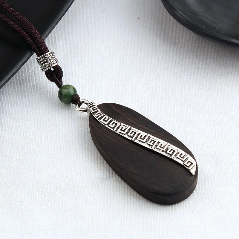 Colar longo com pingente de madeira de ébano, estilo chinês, feito à mão, com design retro, para mulheres, ideal para usar com blusas de tricô, com cordão encerado, joia de estilo étnico boho, para uso diário.