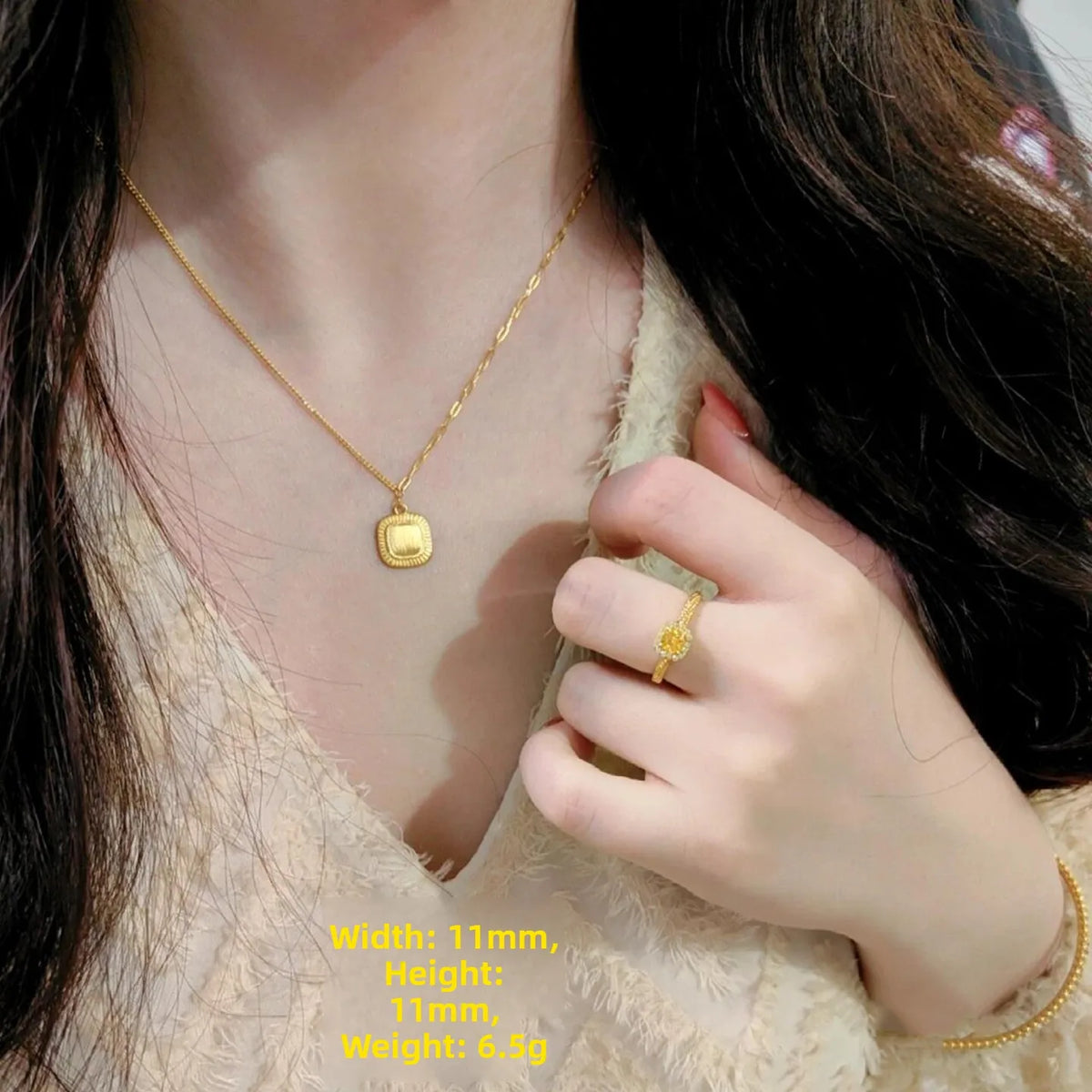 Colar Feminino com Pingente Cruz Vajra, Banhado a Cobre, Ouro Simulado e Prata, com Diamante e Trevo de Quatro Folhas, Corren...
